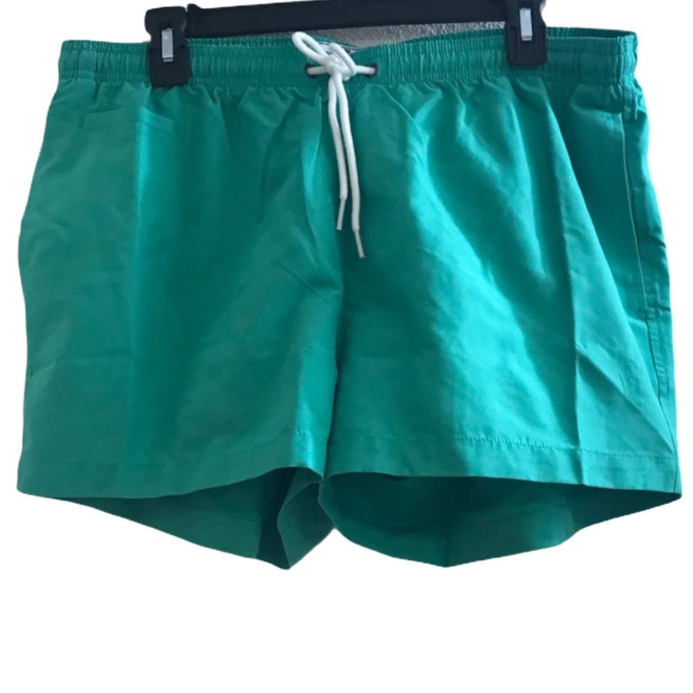 NWT Men's Trunks Surf and swim shorts
size large